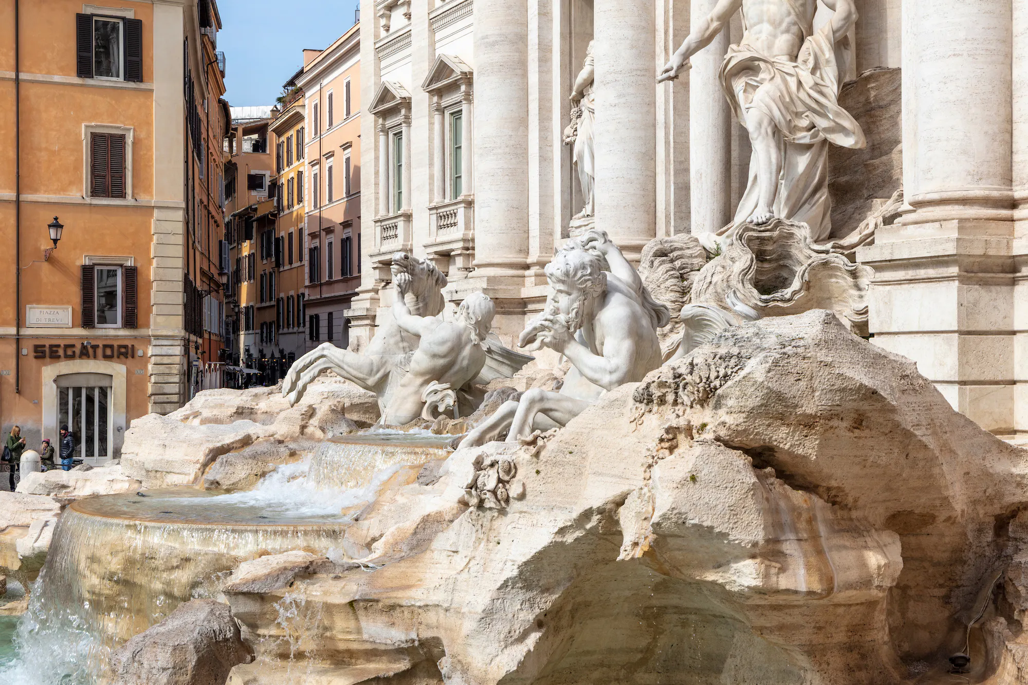 detailed-guide-to-visiting-trevi-fountain